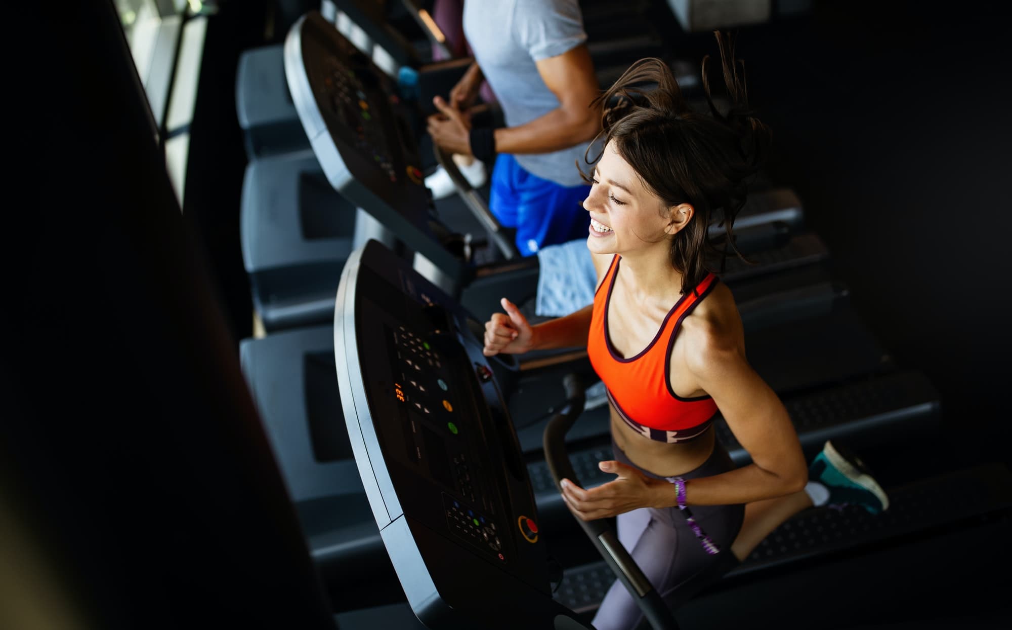 TRAVEL & DISCOVER GYMS ANYWHERE